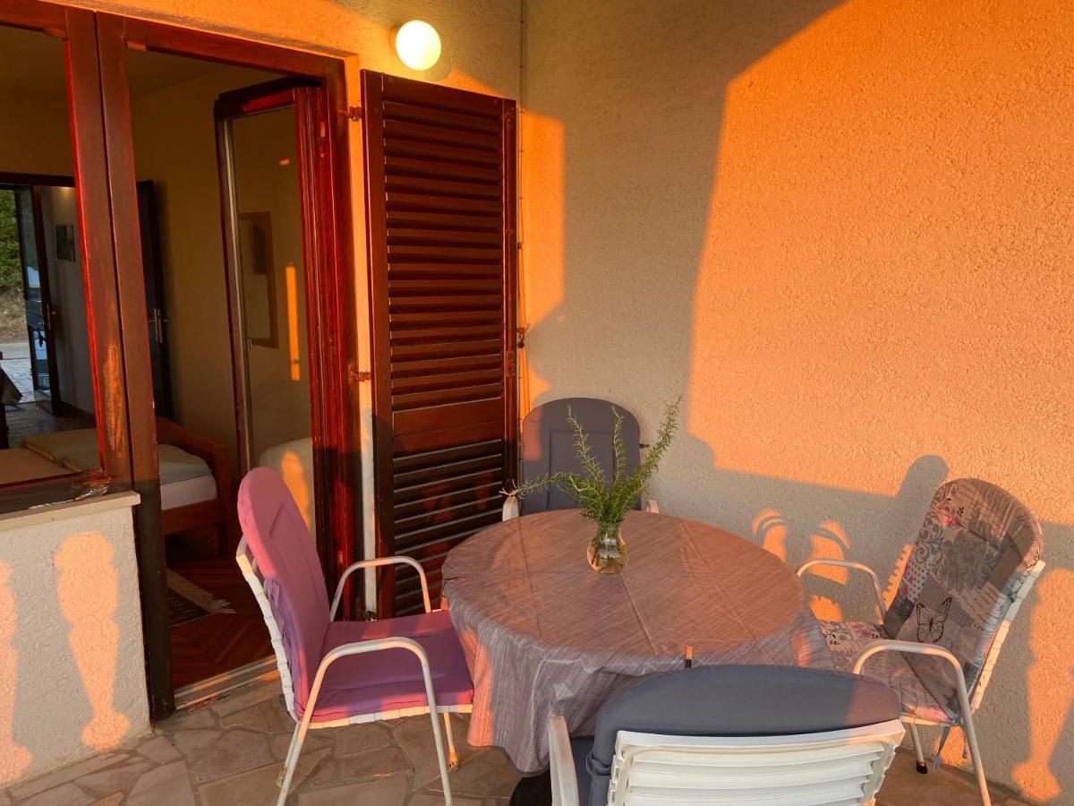 Apartments Stella-Dora Lopar Exterior foto